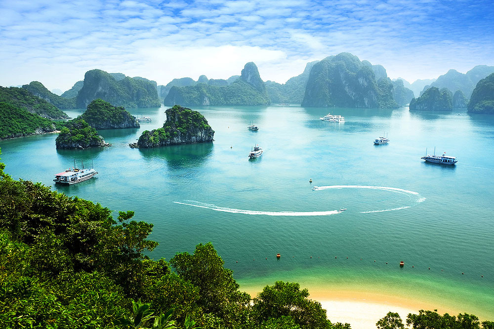 Halong bay (Vietnam tour packages)